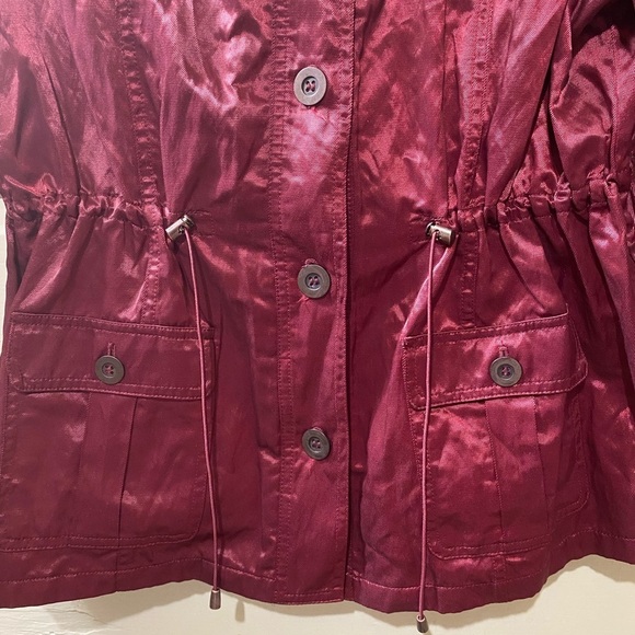 Metallic Red Utility Cargo Raincoat Button Front Drawstring Ruby Rd Size 18 - Picture 13 of 15